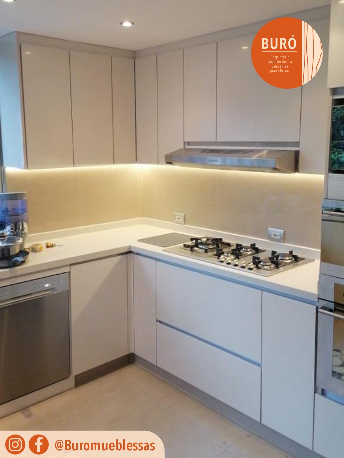 Cocina en U 0.2.jpg